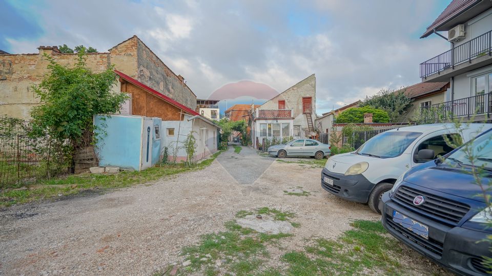 RESTAURANT CU 3 SALI SI TERASA DE INCHIRIAT IN CENTRUL BRASOVULUI!