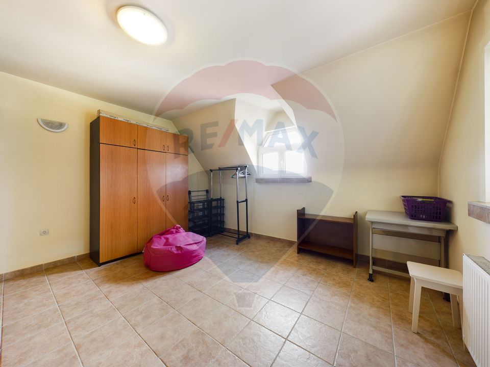 21 room House / Villa for sale, Alexandriei area