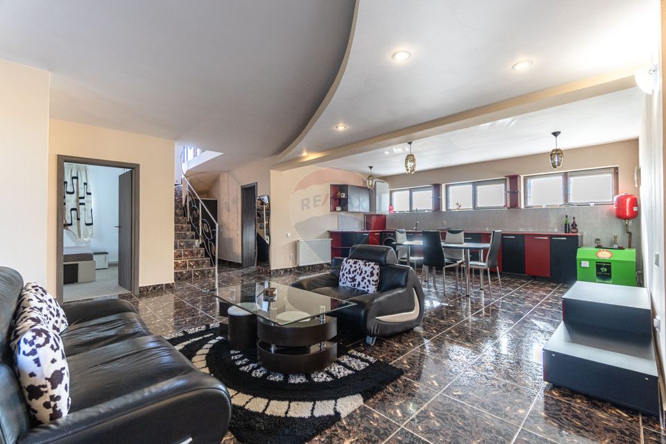 5 room House / Villa for sale