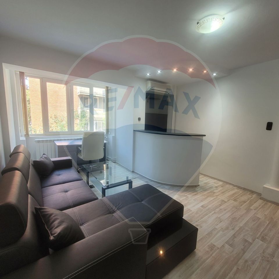 2 room Apartment for rent, Functionarilor area