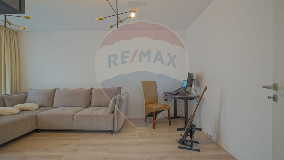 2 room Apartment for rent, Tractorul area
