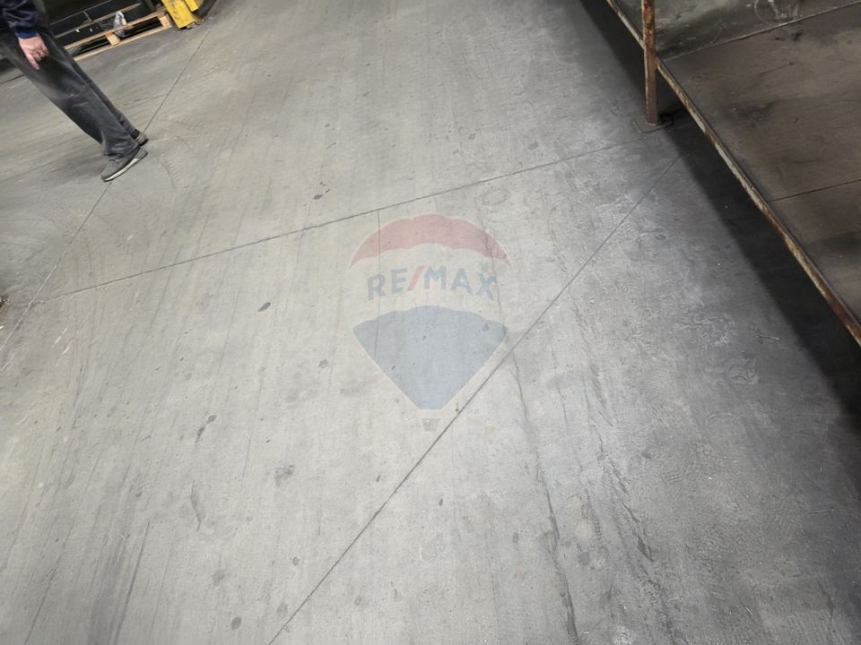 2,400sq.m Industrial Space for sale, Centura Nord area