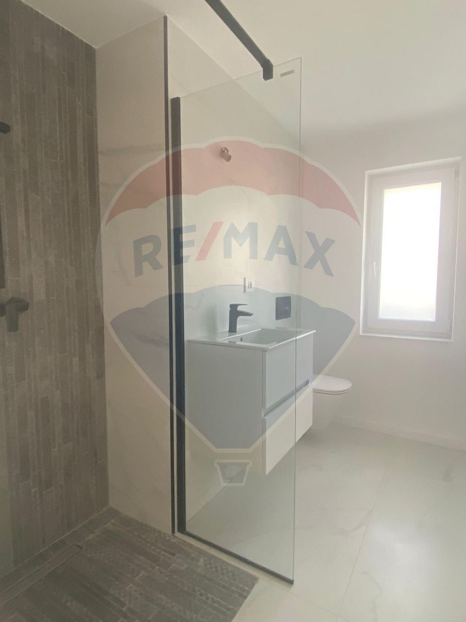 DE VANZARE Apartamente 1,2,3 si 4 camere în zona Centrala Ploiesti