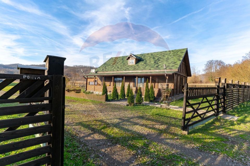 Casă din lemn Ribita,jud Hunedoara