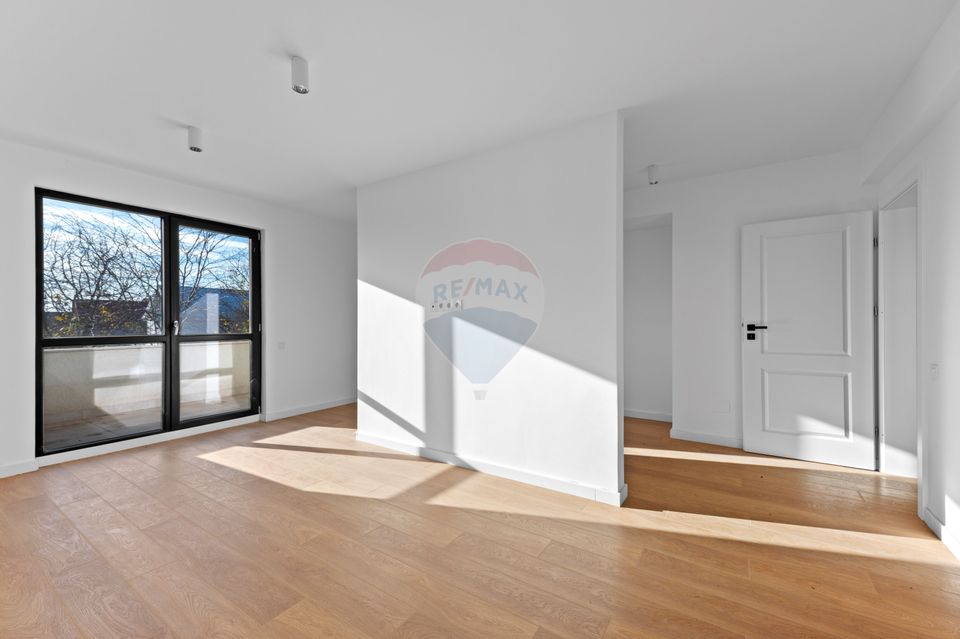 Vilă superba Cernica | vedere la padure si lac | finisaje moderne