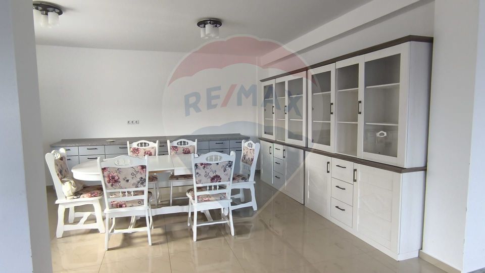 Casă tip duplex 4 camere de inchiriat