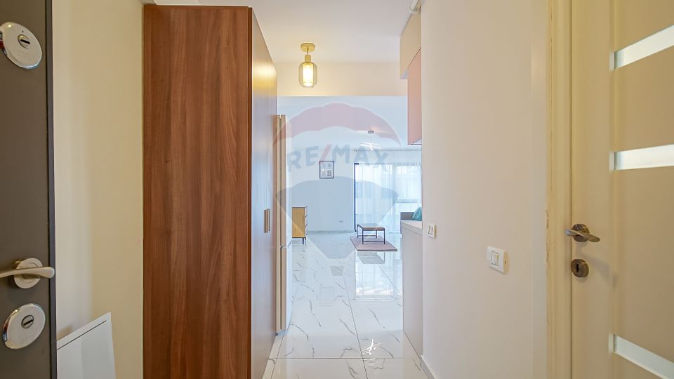 Garsoniera de închiriat, parcare subterana, etaj 1 | Zona Tractorul