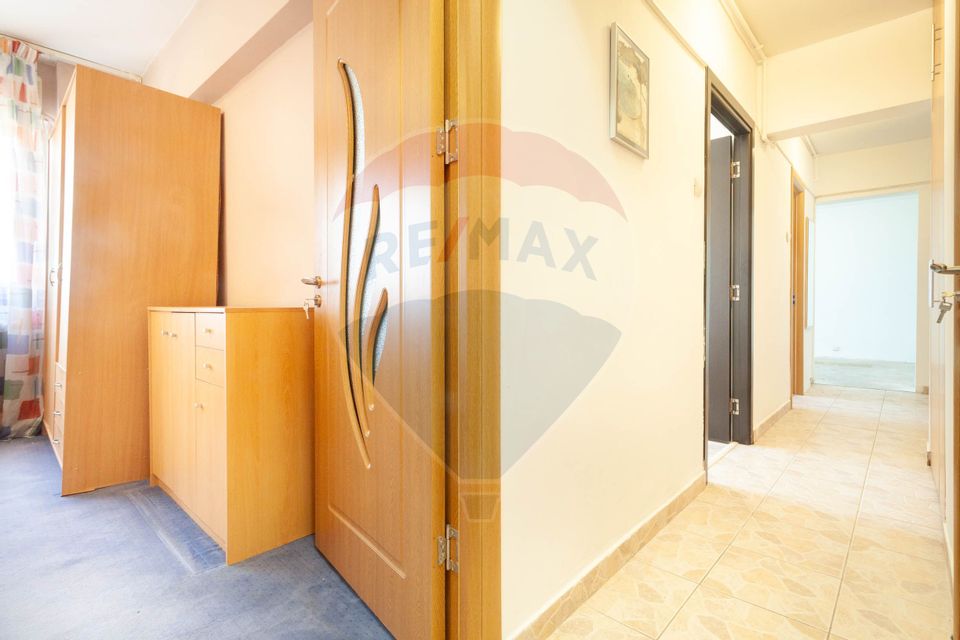 Apartament 3 camere piata Progresul