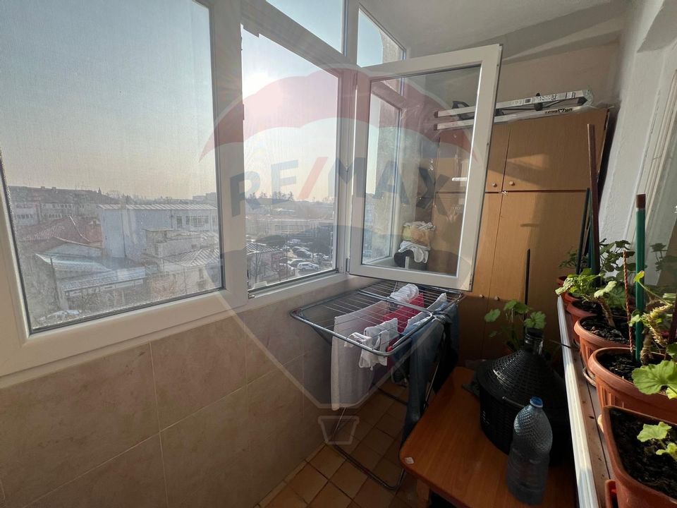 Apartament cu 2 camere de vânzare în zona Ultracentral