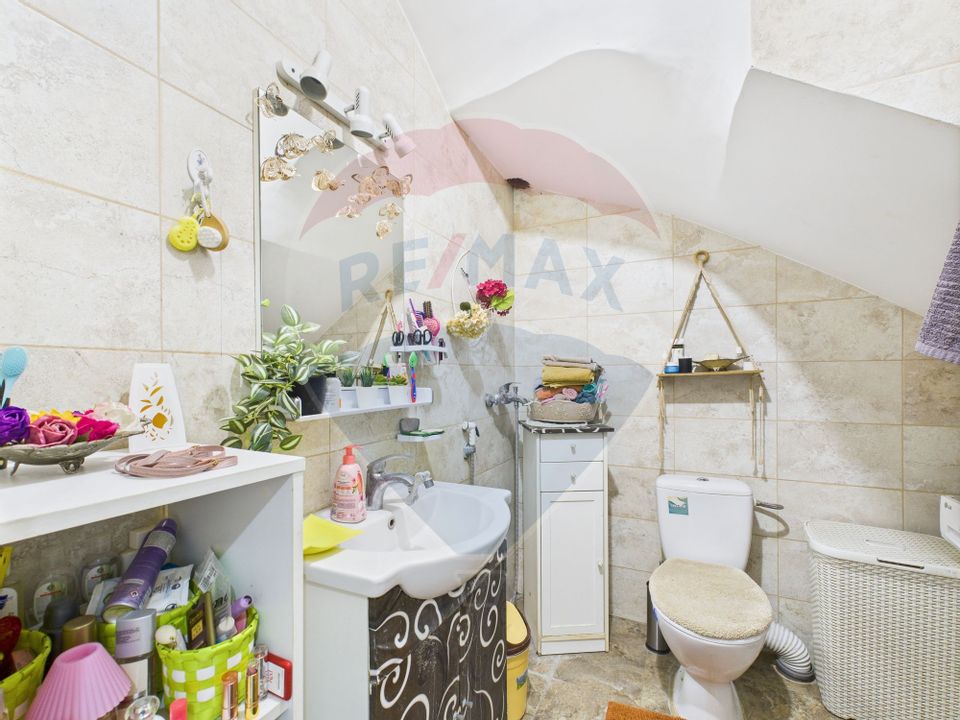 6 room House / Villa for sale