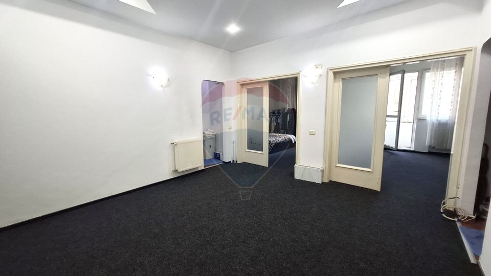 Apartament 4 camere, ultracentral, la 4 minute de Piața Victoriei