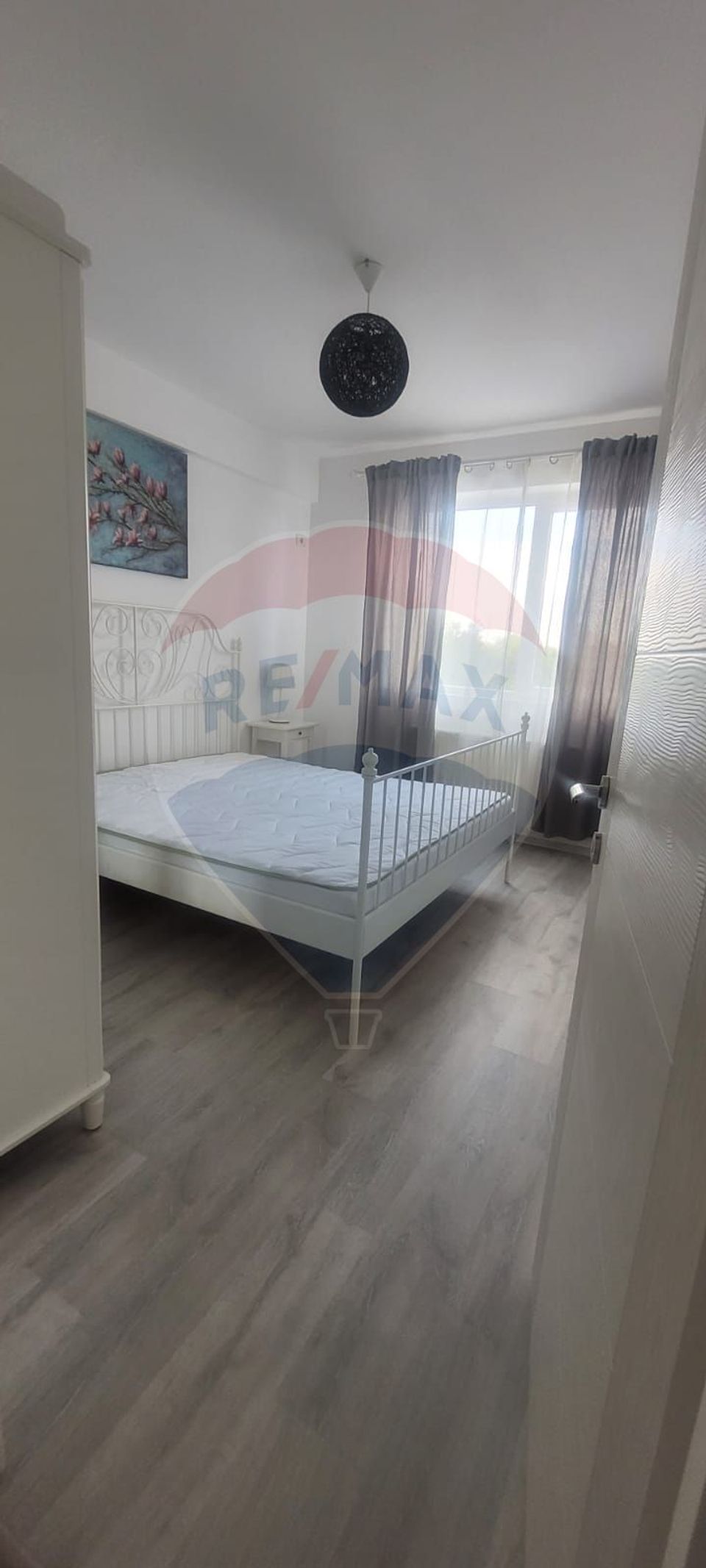 Apartament 2 cam langa lac si padure