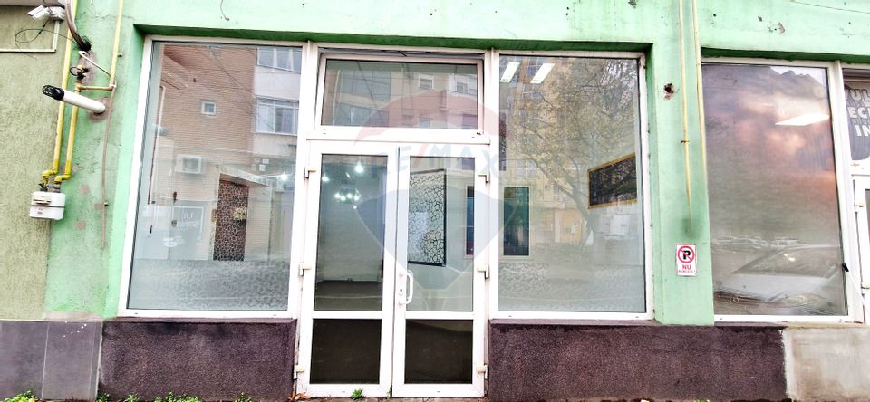 73sq.m Commercial Space for rent, UTA area