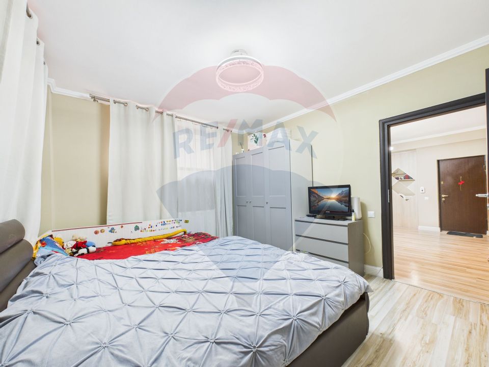 Apartament 3 camere vanzare | Jiului | Bd. Gloriei | centrala proprie