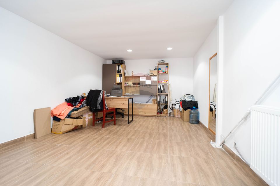 Hala Producție/Depozitare 200mp de închiriat, Vișan - Iași COMISION 0%