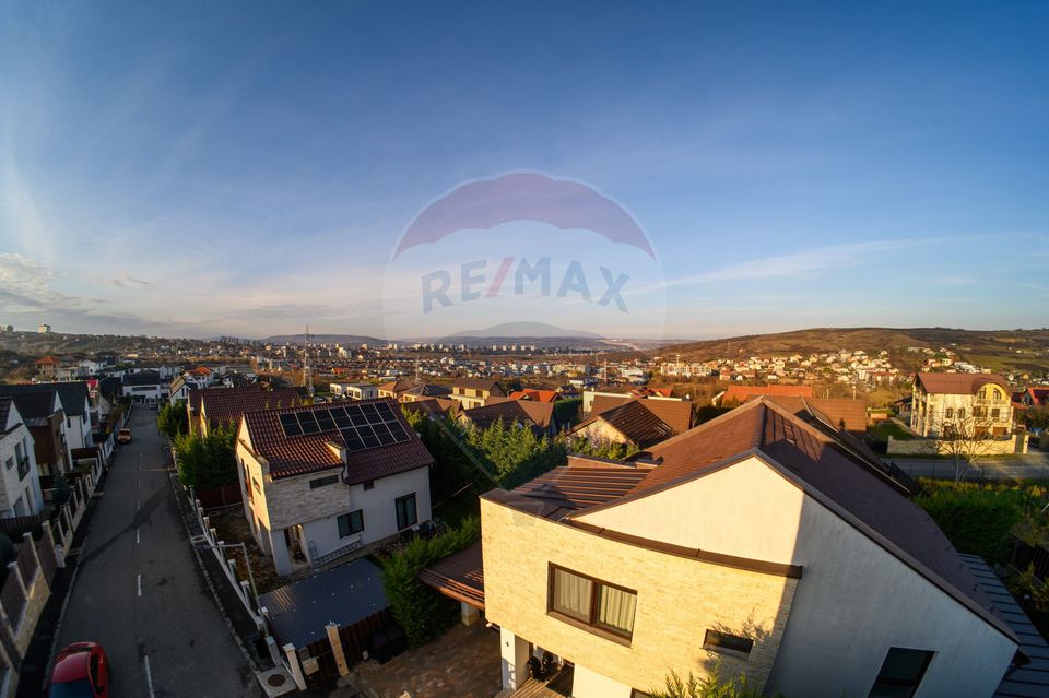 6 room House / Villa for sale, Borhanci area