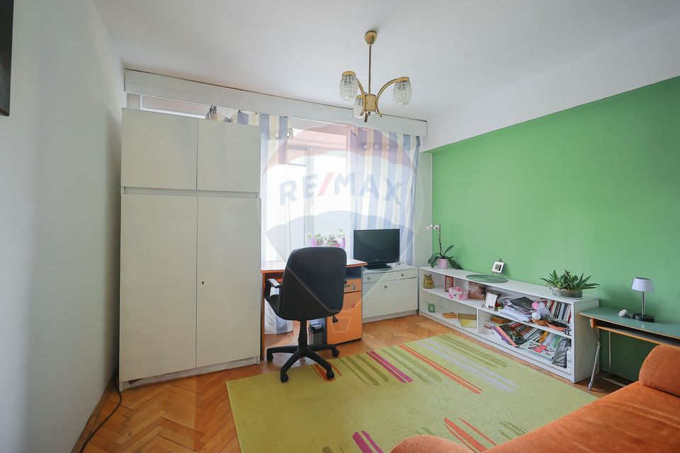 4 room Apartment for sale, Dacia area