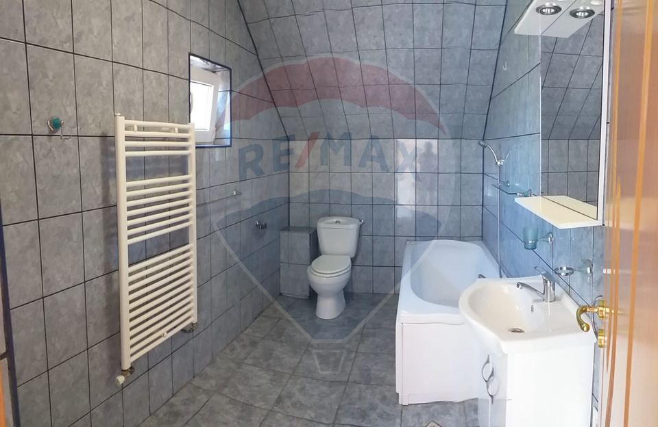5 room House / Villa for sale