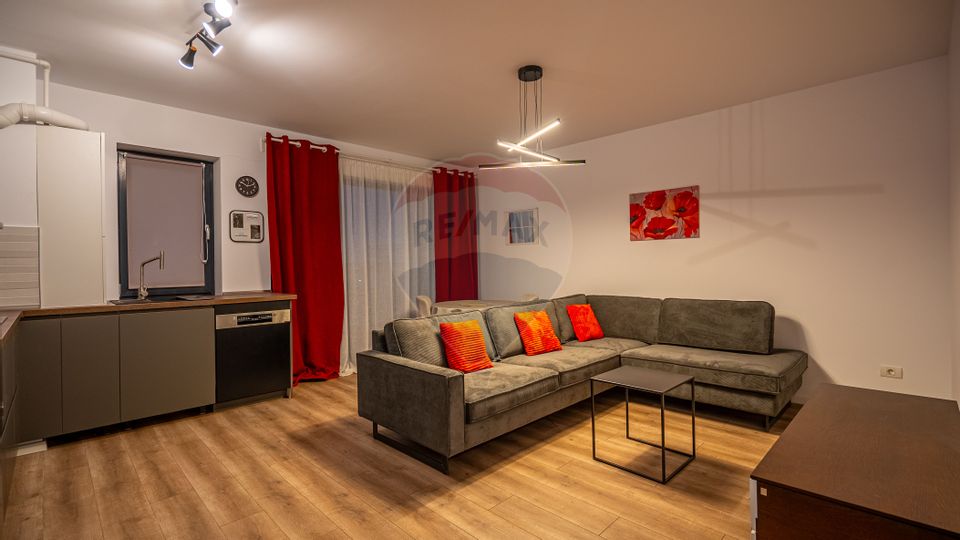 Apartament cu 2 camere de închiriat în zona Noua/COMISION 0