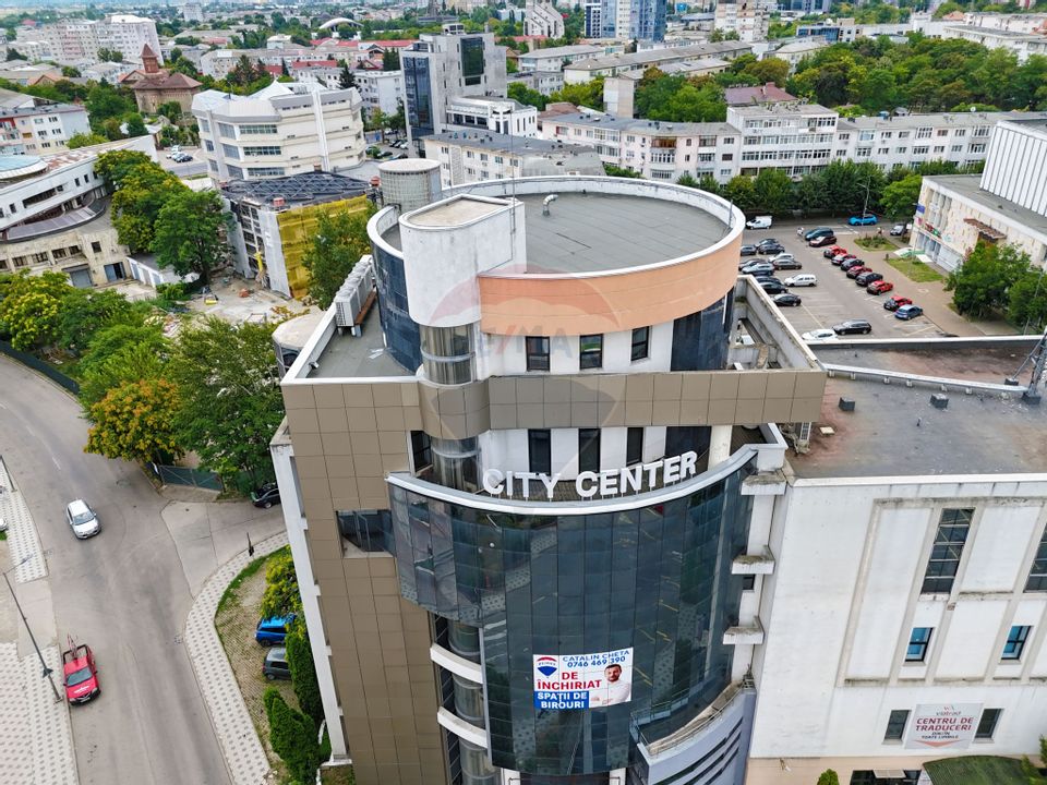 Penthouse pe 2 niveluri de vânzare în zonă ultracentrală