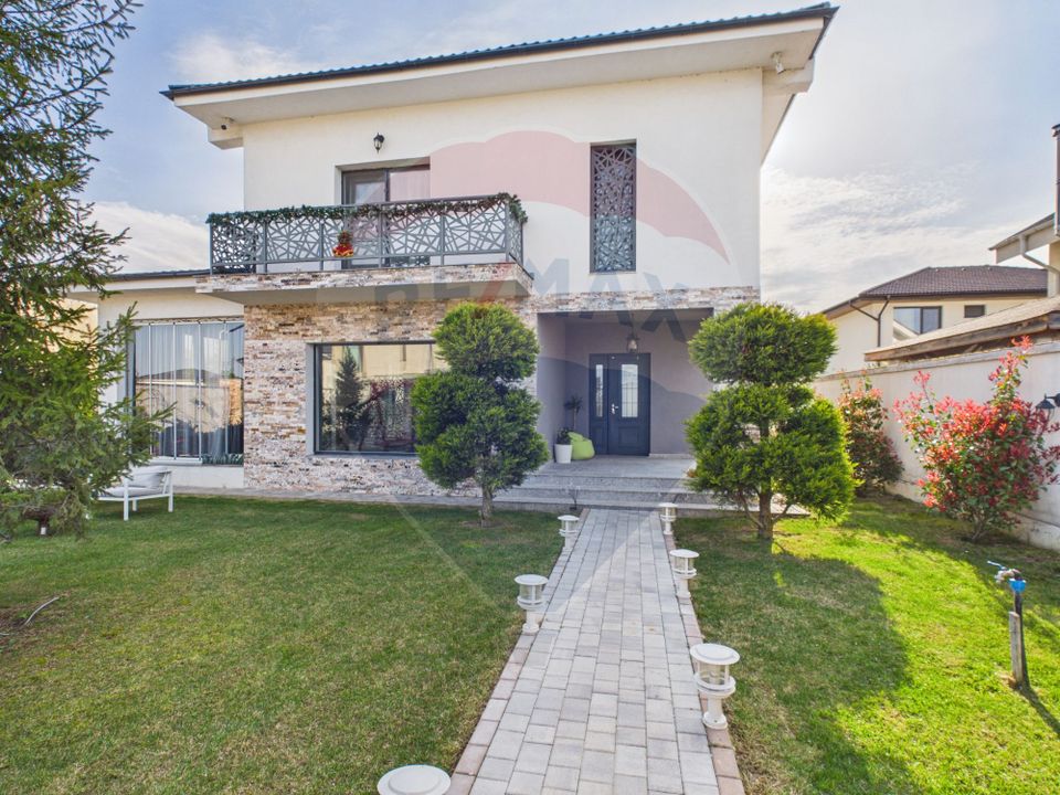 Vilă moderna si luminoasa 2020, cu 5 camere, 500mp curte