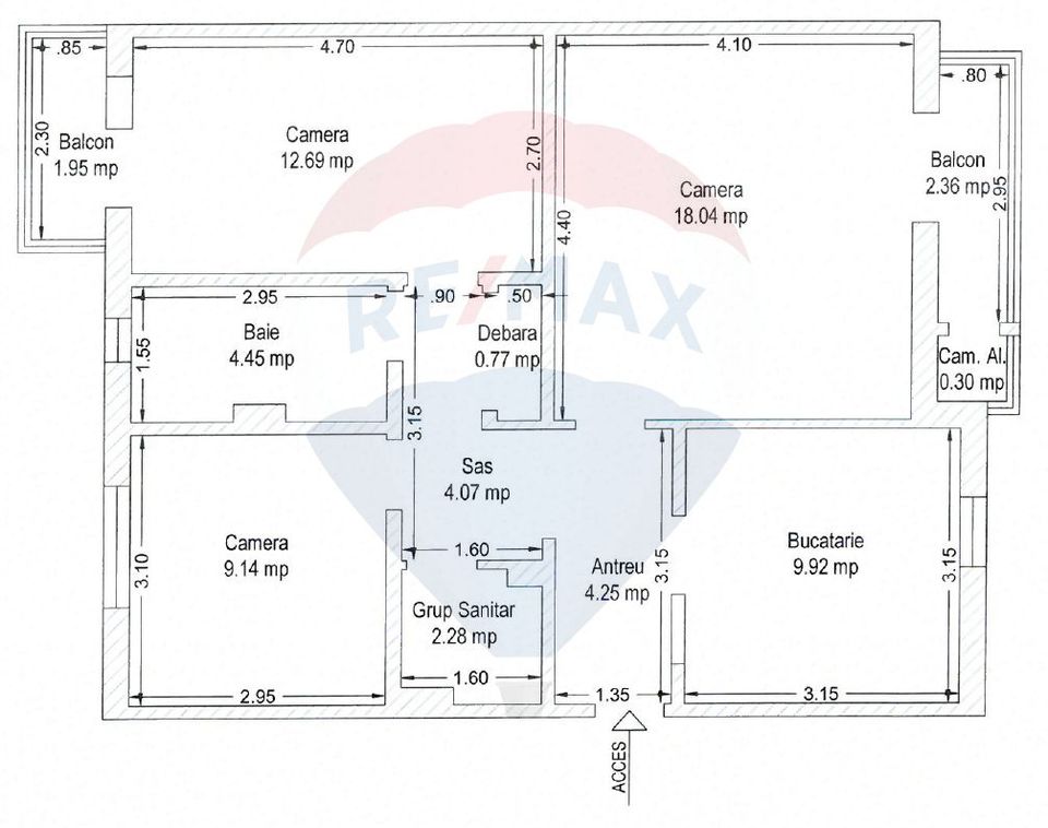 Apartament cu 3 camere de vânzare în zona Micalaca