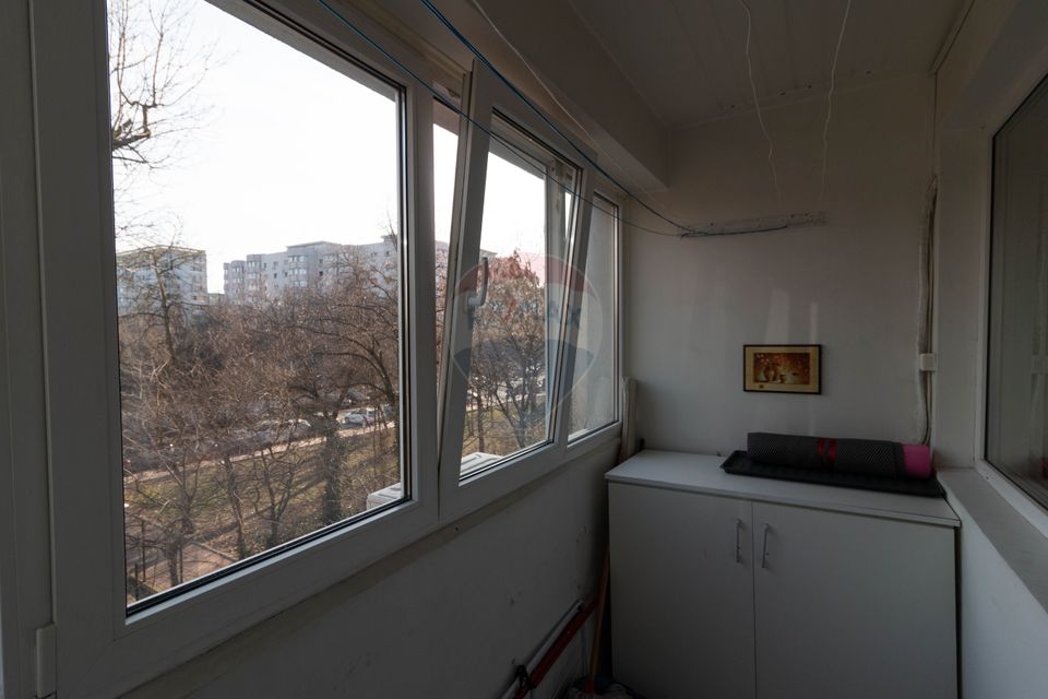 Apartament cu 2 camere decomandat de vanzare zona Dristor Baba Novac