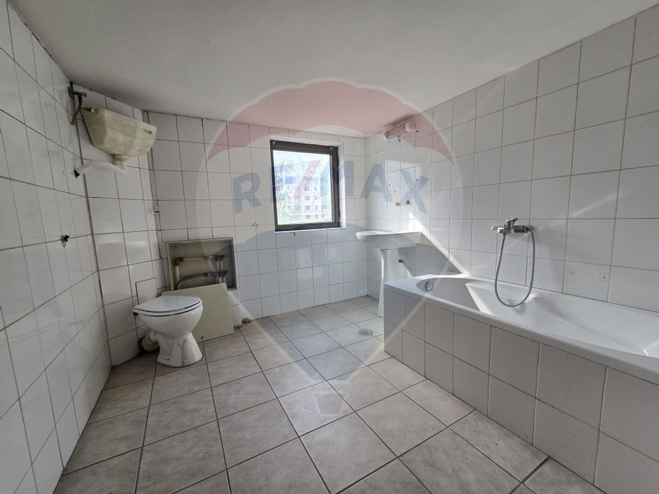 DE VANZARE Casă / Vilă cu 11 camere de vânzare în zona Parcul Carol