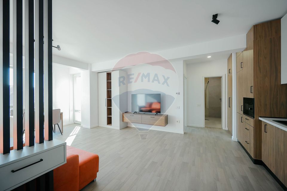 Apartament de închiriat cu 2 camere și parcare, ultracentral, Oradea