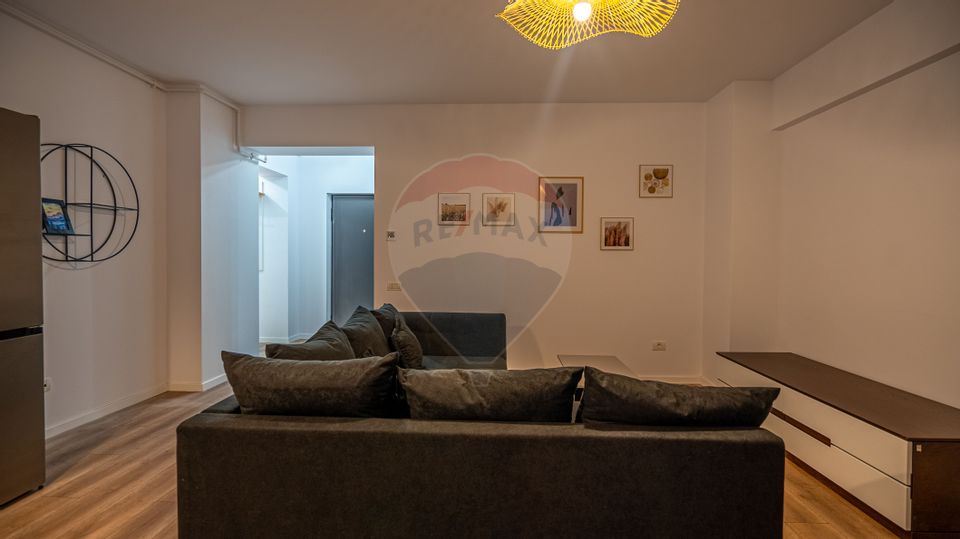 Apartament cu 2 camere de închiriat/Pet-friendly