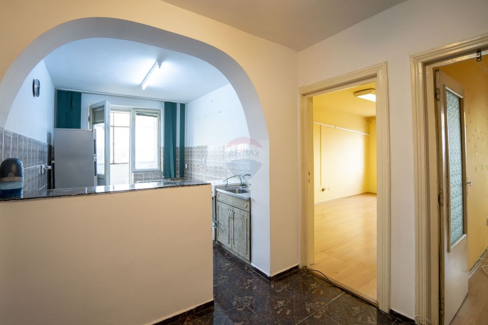 De vânzare apartament cu 4 camere, Bulevardul Decebal