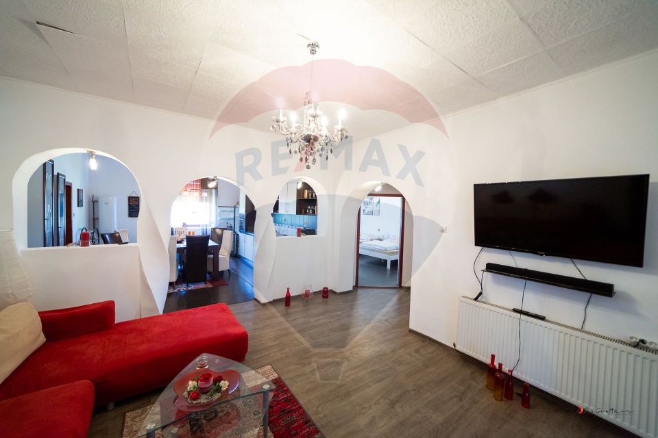 Vând/Schimb casă duplex 150 mp cu piscină – Turnu (10 min de Arad)