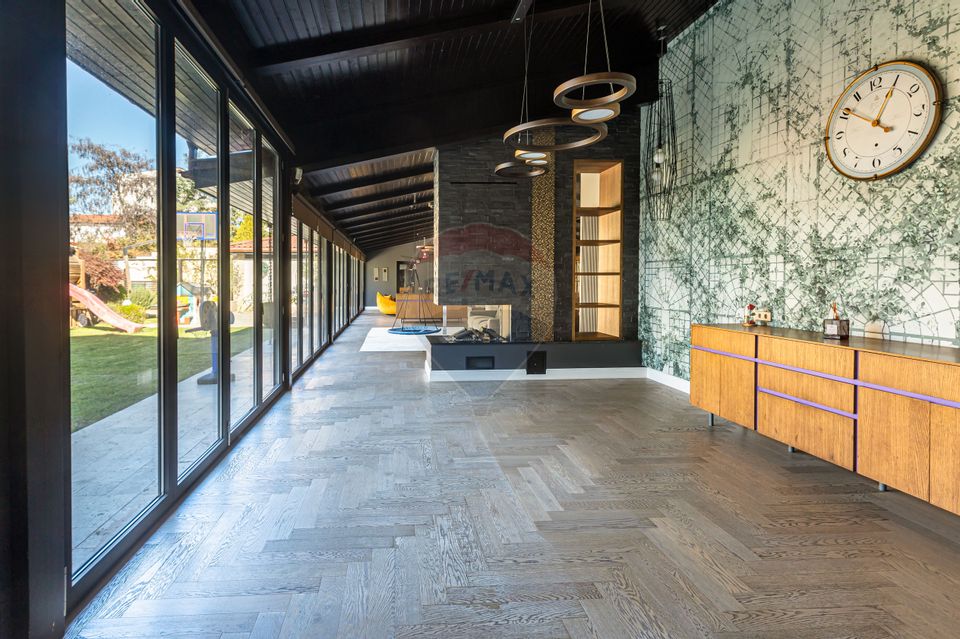 9 room House / Villa for sale, Km 4 area