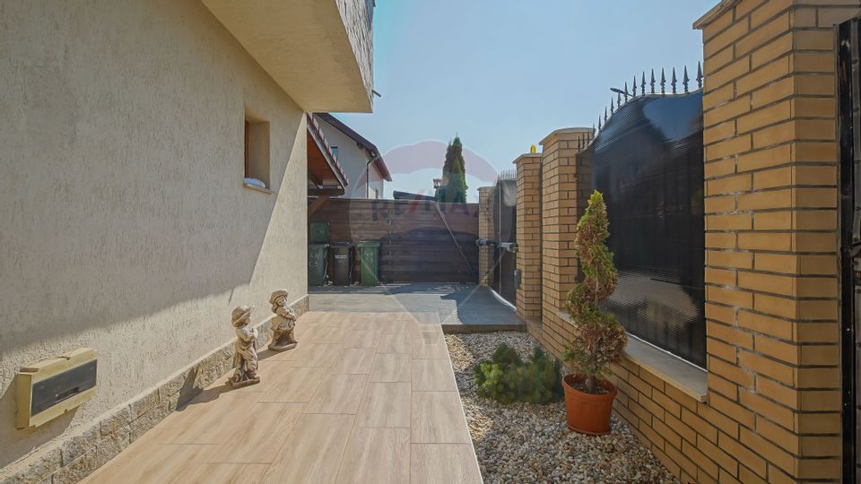 5 room House / Villa for sale