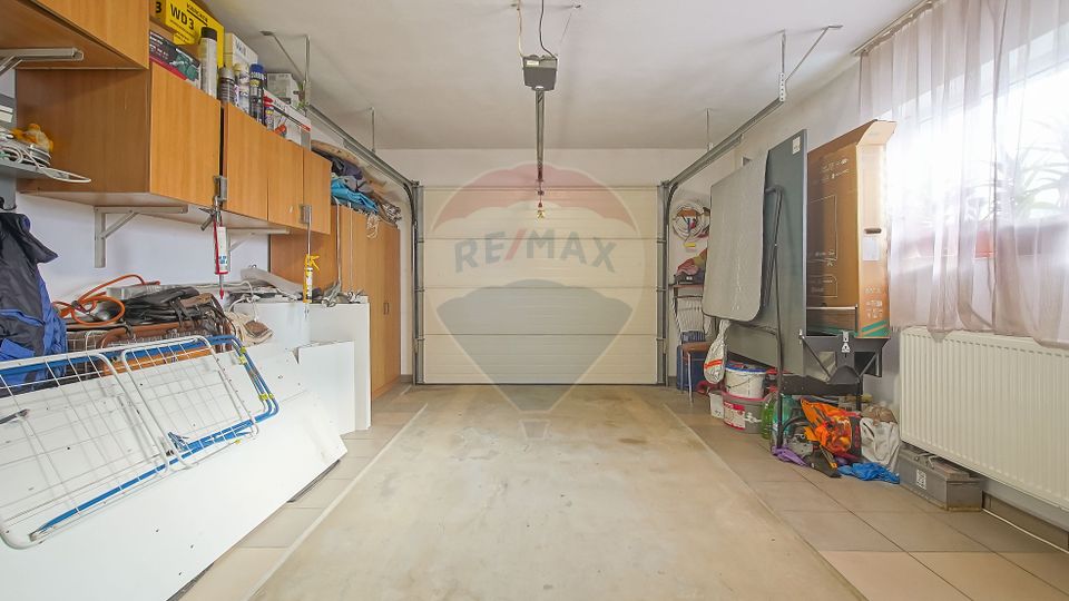 Comision zero, casa individuala + cabana A frame in Bod, la intrare