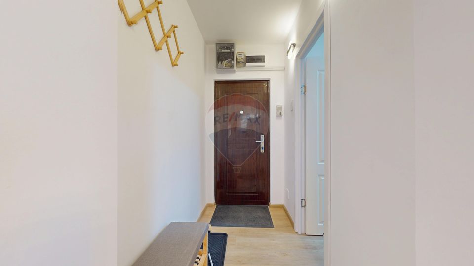 2 room Apartment for rent, Tractorul area