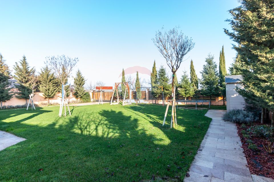 Vilă P+E+M cu 4 camere, 294 mp, Berceni/Ilfov