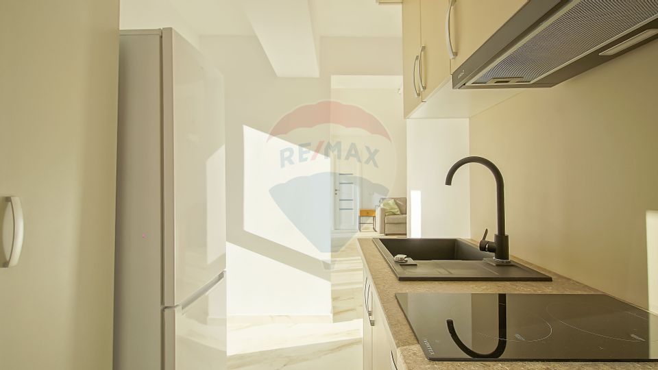 Garsoniera de închiriat, parcare subterana, etaj 1 | Zona Tractorul