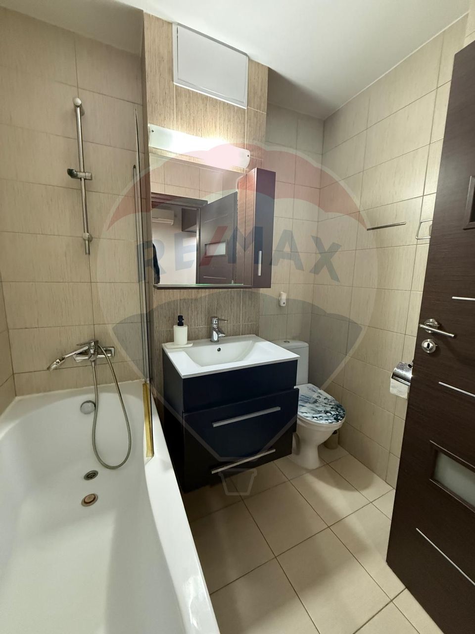 3 room Apartment for rent, Calea Bucuresti area