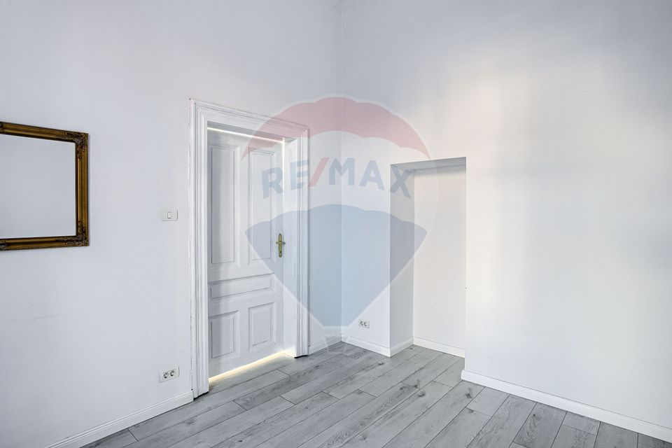 80sq.m Office Space for rent, Ultracentral area