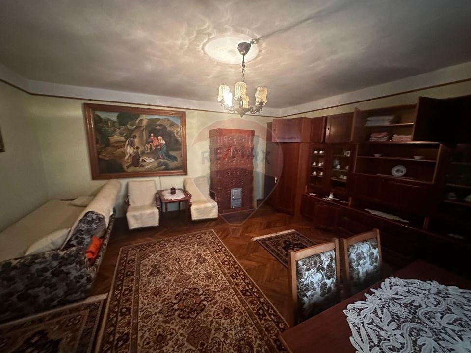 Viseul de Sus- CASA , priveliste, liniste ,