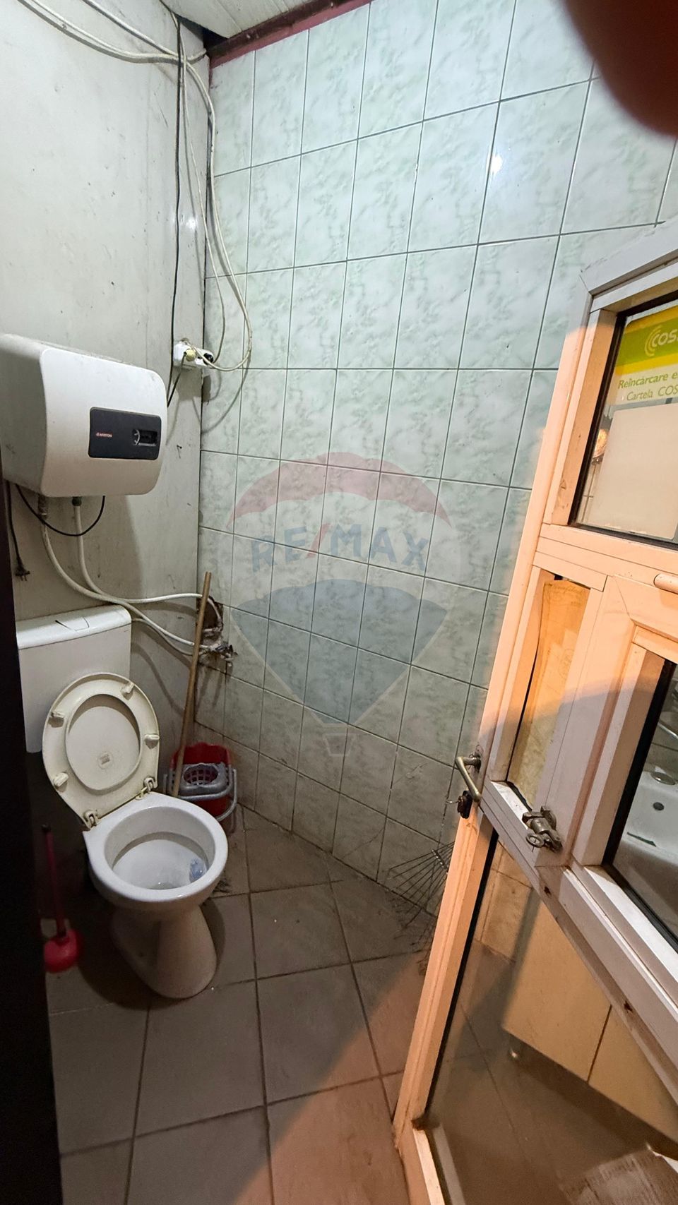 59sq.m Commercial Space for sale, Sud area