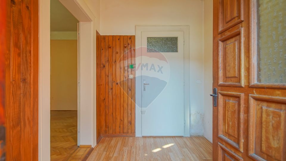 5 room House / Villa for sale