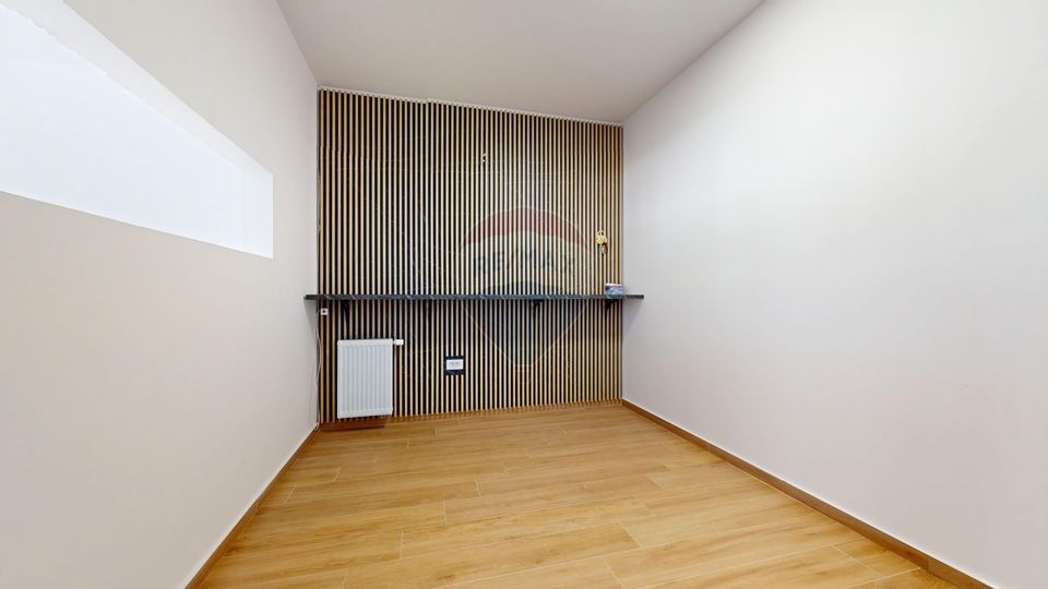 88sq.m Commercial Space for rent, Tractorul area