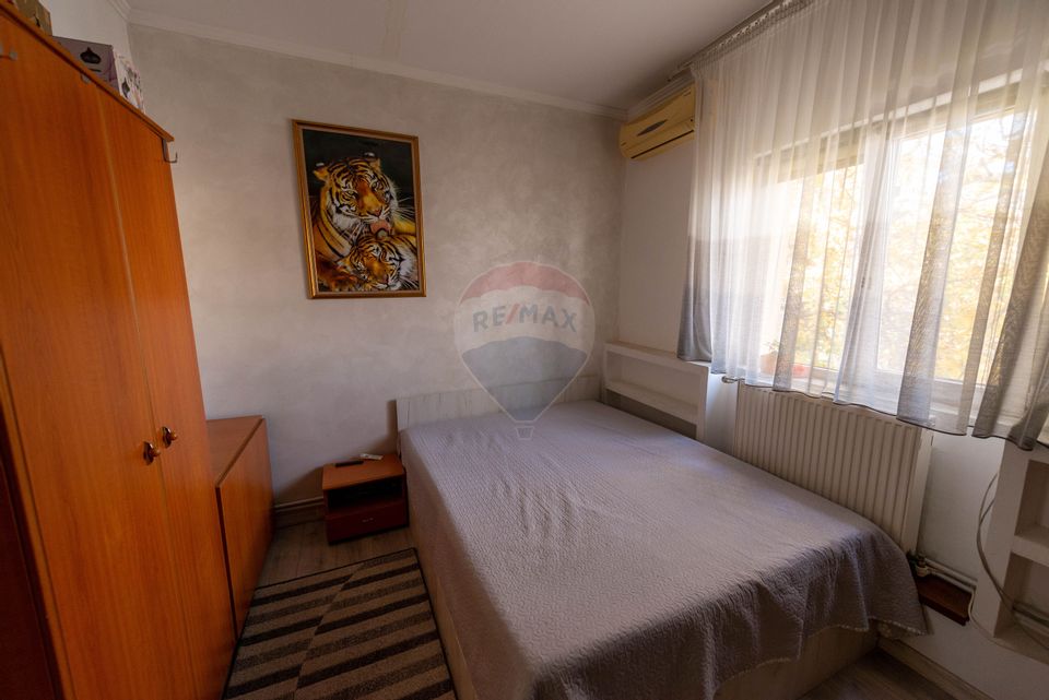 Villa for sale in P-ta Unirii area 140 sqm land