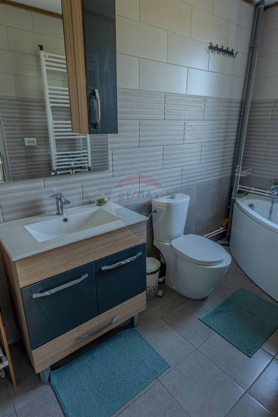 Casă cu cabinet stomatologic- Chitila, la doar 4 min. de gara Chitila