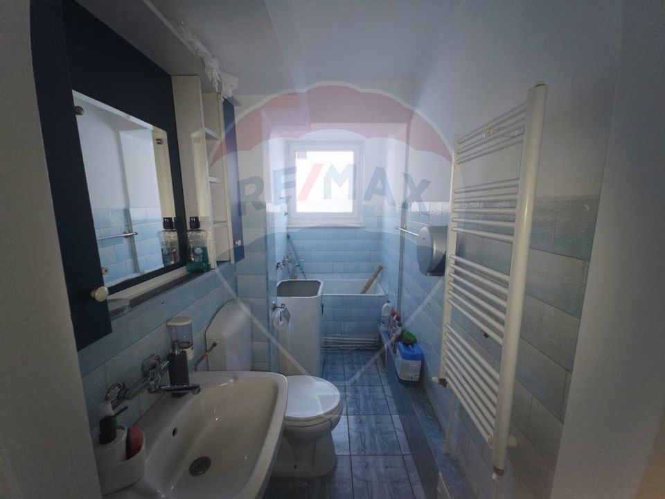 45sq.m Commercial Space for rent, Central area