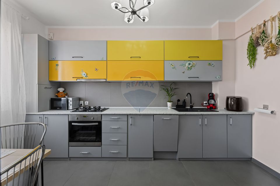 Apartament cu 3 camere de închiriat, la ARED UTA