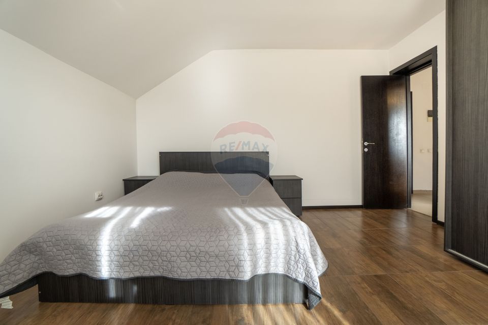 4 room House / Villa for sale