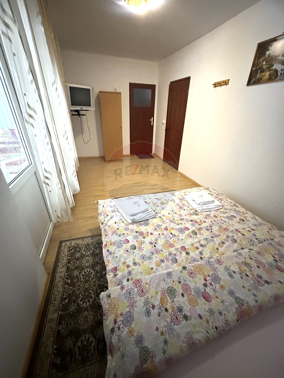 12 room Hotel / Pension for sale